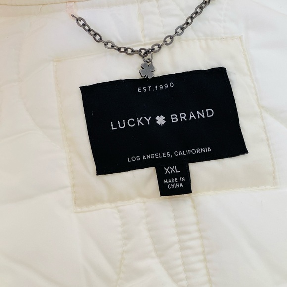 Lucky Brand lightweight quilted jacket in off-white. - Picture 7 of 10